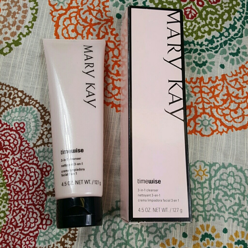 Mary Kay 3 in 1 cleanser